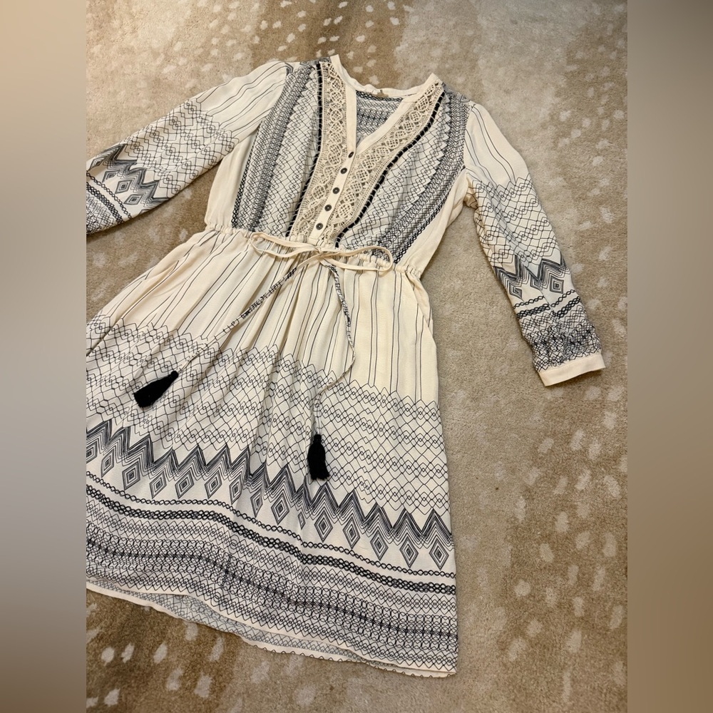 Floreat Anthropologie beige black bohemian Aztec crochet dress women’s size 2 - Picture 3 of 10